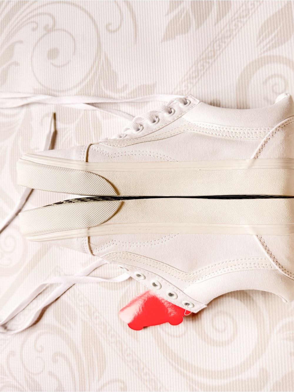 Vans White Canvas Low-Top Sneakers with Red Logo Tag - Picture 8 of 9